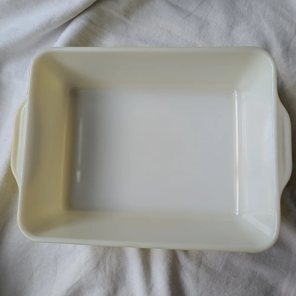 Pyrex 503-B Yellow Opalware 1.5 Quart Dish With Tab Handles Vintage